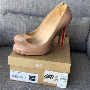 SOLD Christian Louboutin Neofilo patent nude 41